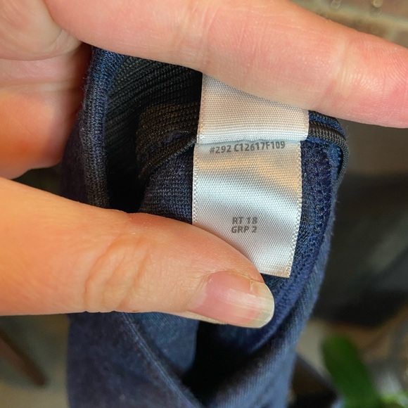 ST. JOHN Marled Dusty Blue Front Seam Tapered Elastic Pants, Size 10 - Picture 11 of 11